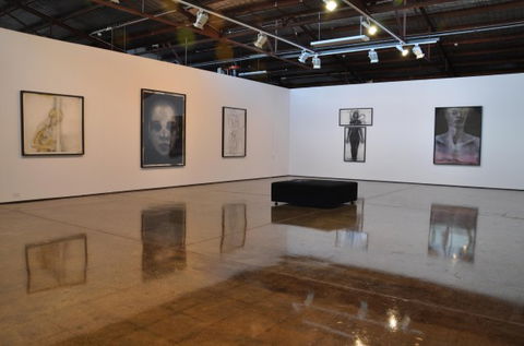 James Makin Gallery - Accommodation NSW 1