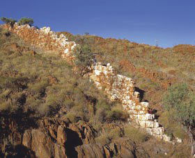 China Wall - Accommodation NSW 0