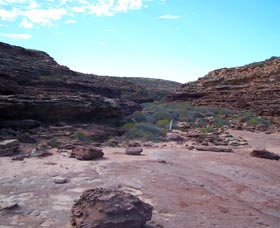 Mushroom Rock Walk Trail - Accommodation NSW 0