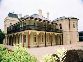 Auchendarroch House And Wallis Tavern - Accommodation NSW 0