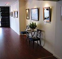 Peter Walker Fine Art - Accommodation NSW