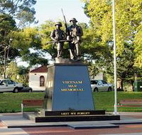 Vietnam War Memorial - Accommodation NSW