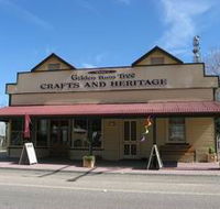 Dolly's Golden Raintree Craft and Heritage Centre - Accommodation NSW