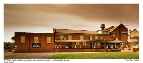 Melbas Chocolate & Confectionary - Accommodation NSW 5