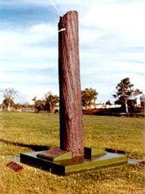 The Flood Memorial Or The Stump - Accommodation NSW 0
