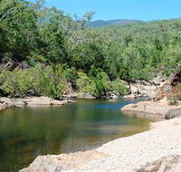 Mount Elliot Bowling Green Bay National Park - Accommodation NSW