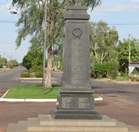 Winton War Memorial - Accommodation NSW