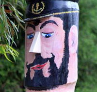 Maryboroughs Bollards - Accommodation NSW