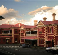 Historic Walk Through Mort Estate - Accommodation NSW