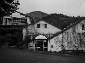 Amphora Wine Group - Accommodation NSW 0