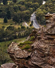 Hassans Walls Lookout - Accommodation NSW 2