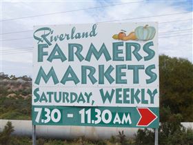 Riverland Farmers Market - Accommodation NSW 0