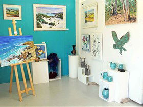 Artworks Gallery - Accommodation NSW 1
