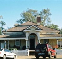 Charleville Pioneers Audio History Board - Accommodation NSW