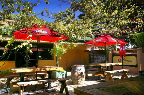 Crown Hotel Wentworth - Accommodation NSW 2