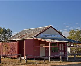Copperfield Store, Chimney And Cemetery - Accommodation NSW 3