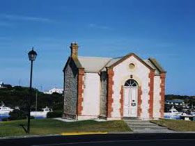 Royal Circus And Customs House In Robe - Accommodation NSW 0