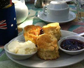 Afternoon Tea At Burnett House - Accommodation NSW 1