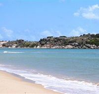 Dhamitjinya East Woody Island and Galaru East Woody Beach - Accommodation NSW