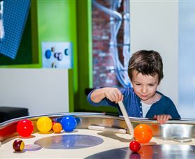 Twisted - Science At Play - Accommodation NSW 3