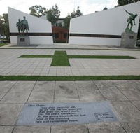 Shepparton Cenotaph - Accommodation NSW