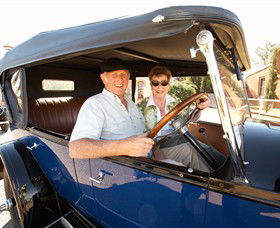 Max's Motor Museum - Accommodation NSW 0