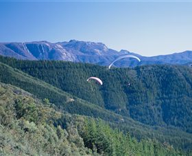Boorhaman VIC Accommodation NSW
