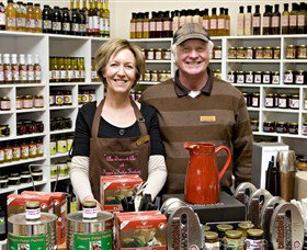 Poppas Fudge And Jam Factory - Accommodation NSW 3