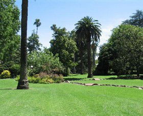 Albury Botanic Gardens - Accommodation NSW 8