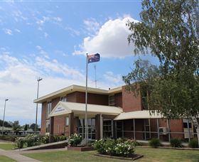 Holbrook Returned Servicemens Club - Accommodation NSW 3