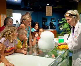 Questacon â€“ The National Science And Technology Centre - Accommodation NSW 0