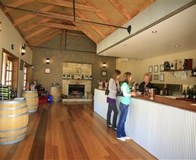 Savannah Estate Winery And Cellar Door - Accommodation NSW 2