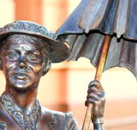 Mary Poppins Statue - Accommodation NSW