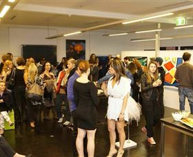 Bondi Art Lounge - Accommodation NSW 0