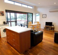 Karrak Reach Forest Retreat - Accommodation NSW