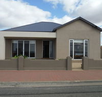 Stansbury Beach House - Accommodation NSW