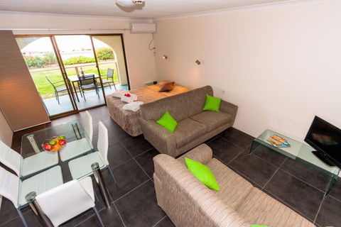 Edgewater Gardens - Accommodation NSW 0