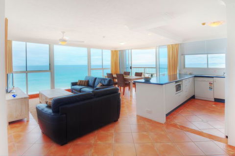 Golden Sands On Main Beach - Accommodation NSW 16