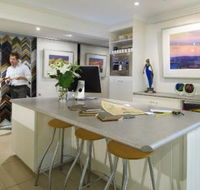 Art Nuvo Gallery - Accommodation NSW