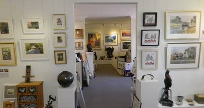 Art On Cairncross - Accommodation NSW 3