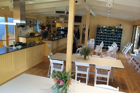 Barossa Valley Via Hahndorf ( Historical German Village ) Inc Maggie Beers Farm - Accommodation NSW 31