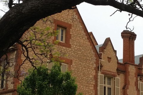 Adelaide Walking Tour: Hills, Squares And Parklands - Accommodation NSW 2