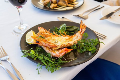Private Sydney Harbour Lunch Cruise Including Unlimited Drinks - Accommodation NSW 16