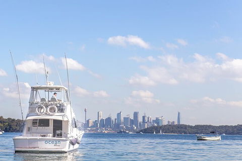 Private Sydney Harbour Lunch Cruise Including Unlimited Drinks - Accommodation NSW 4