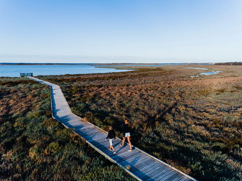 Mandurah - Accommodation NSW 2