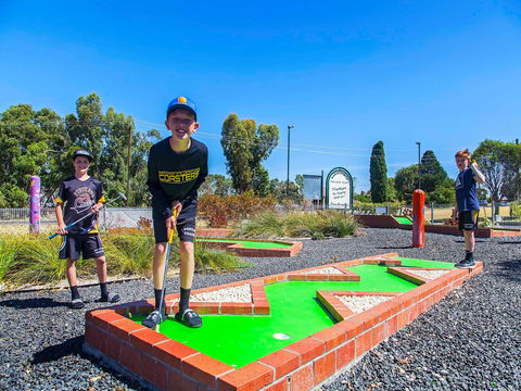 Naracoorte Mini Golf - Accommodation NSW 2