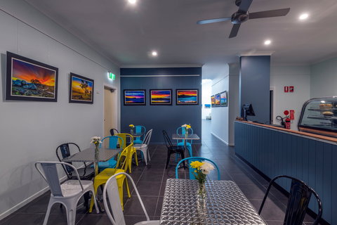 Gawura  Aboriginal Art Gallery And Cafe - Accommodation NSW 2