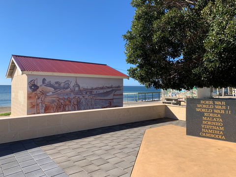 Stansbury Foreshore Murals - Accommodation NSW 2