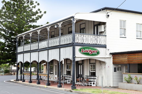 Forest Hill - Accommodation NSW 1