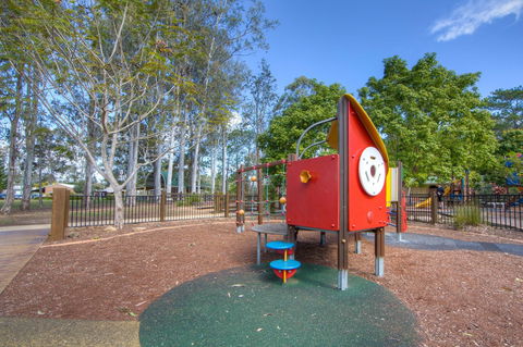John Scott Park - Accommodation NSW 2